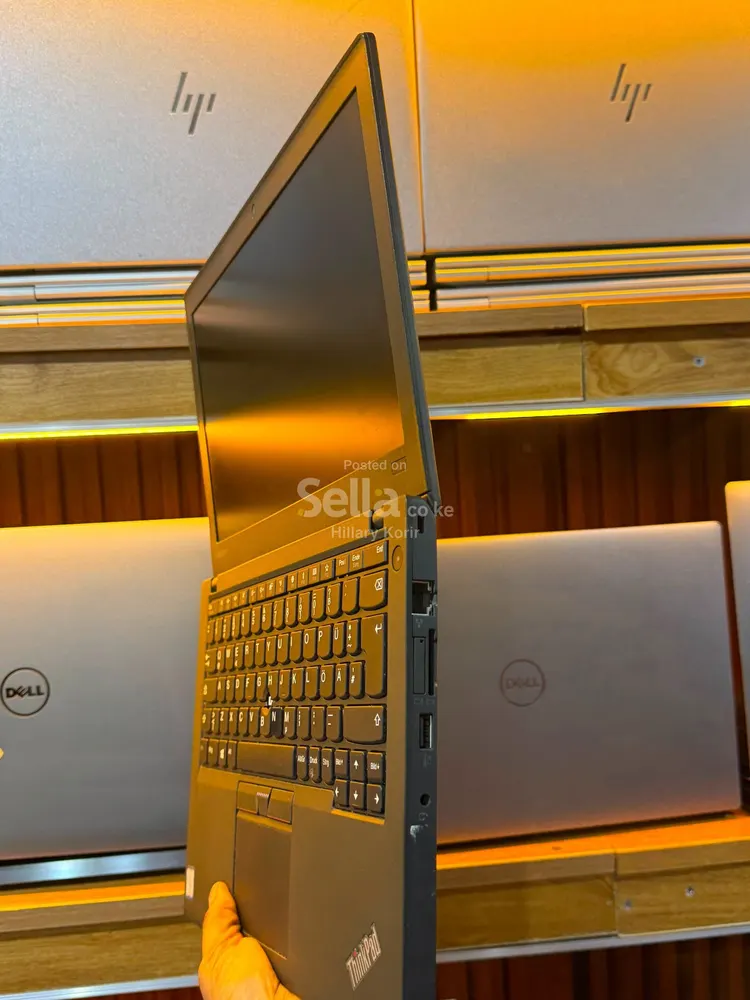 ❤️lenovo thinkpad  ❤️X270 ❤️coi5 ❤️7th gen ❤️8/256 @19000/= only