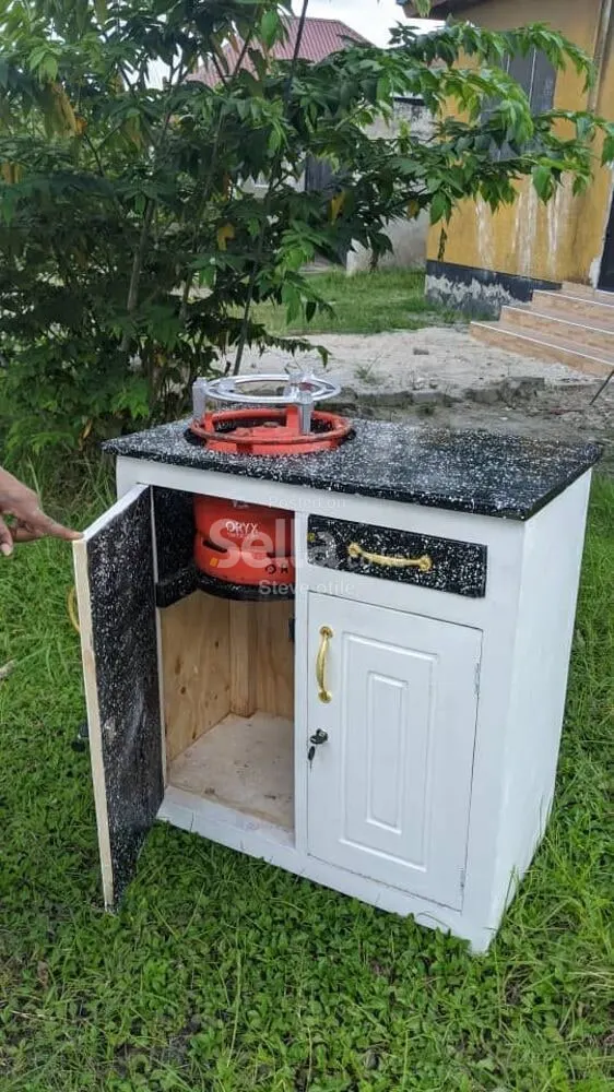 Kitchen table / cabinet