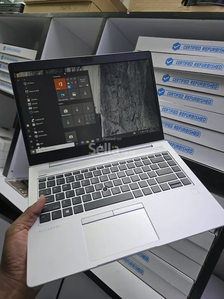 Clean, Boxed, HP ELITEBOOK 745 G6. RYZEN 5 pro  256gbssd  Touchscreen  2gb dedicated graphics  