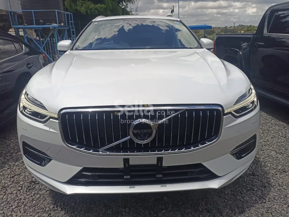 VOLVO XC60 T5