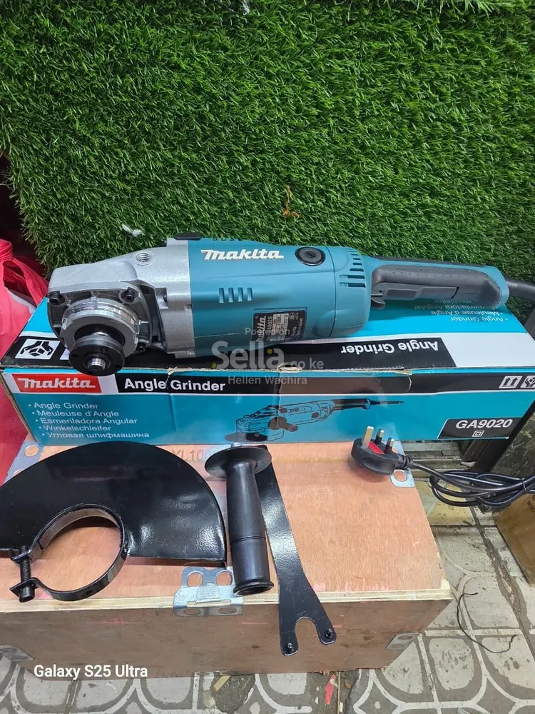 Makita 9inch Angle Grinder 230mm 2100W Angle Grinder 230mm 2100W
