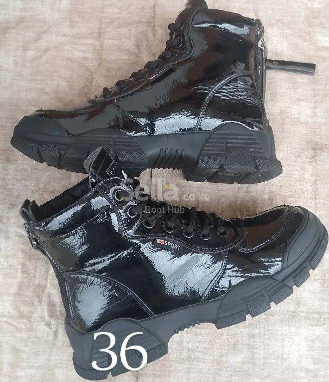 Ladies boots 