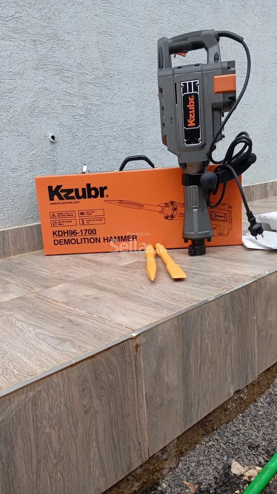 Kzubr demolition hammer 1700watts