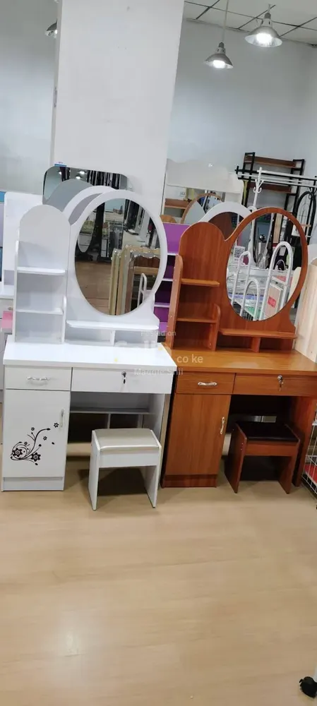 White executive Dressing table 