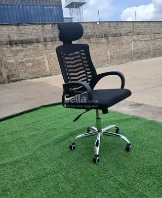 Office Chair with Headrest – KSh 6,500 🔥