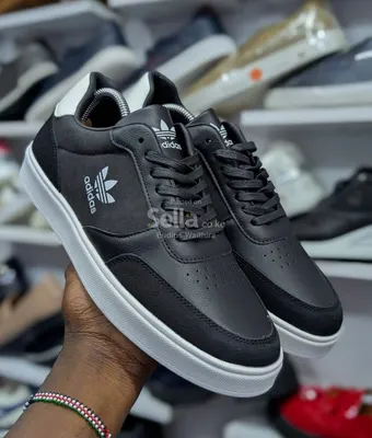 Adidas casual 