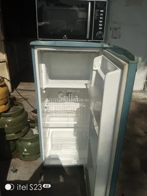 Single door fridge 