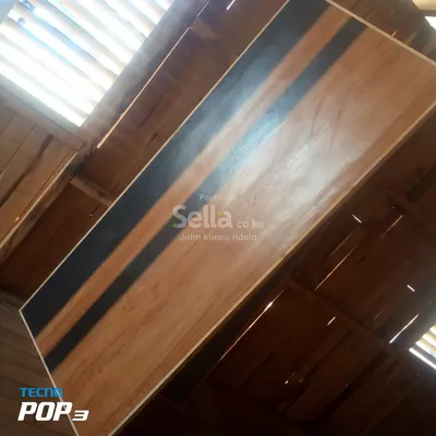 Flash doors