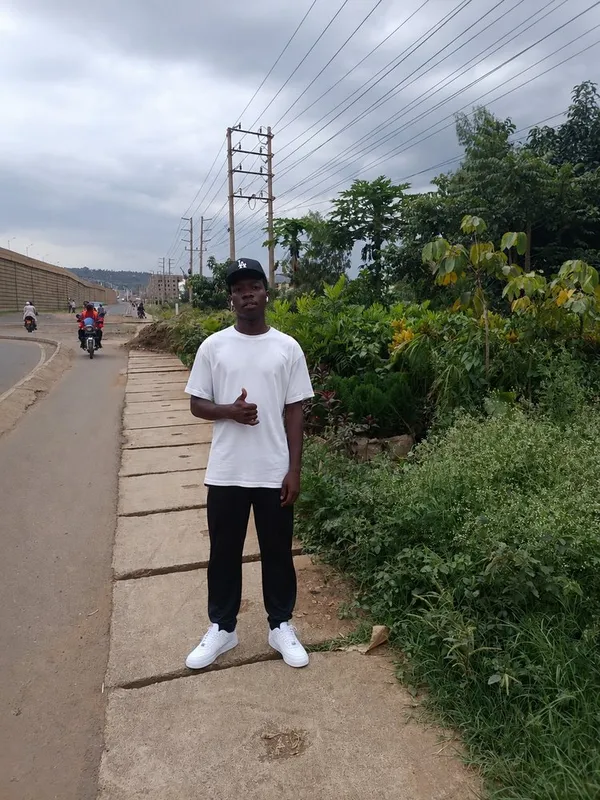 Hello ma pipo