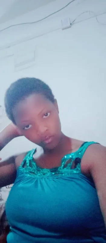 I'm single guys 😔😔