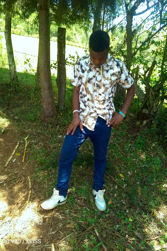 Wapi serieous lady