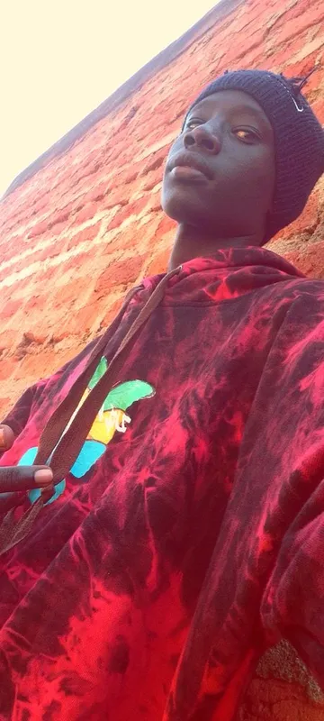 Ni hezron kuwa gotea wote👋👏