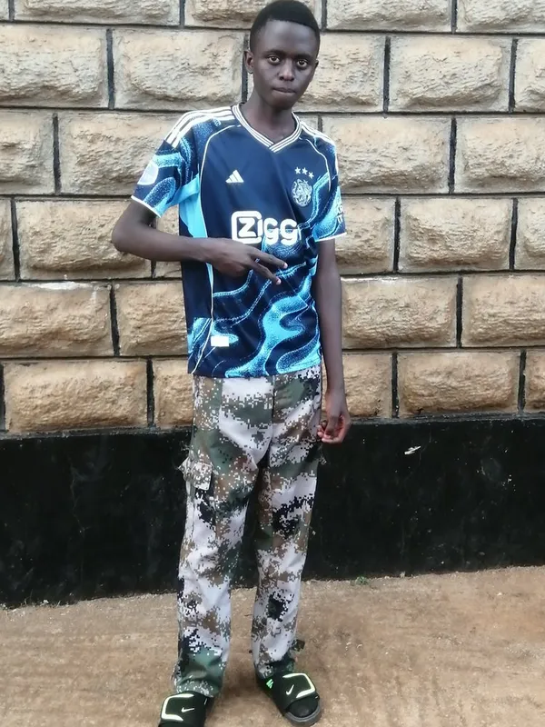 Kijana mpolit 😏😏😏😏🤔🤔🤔