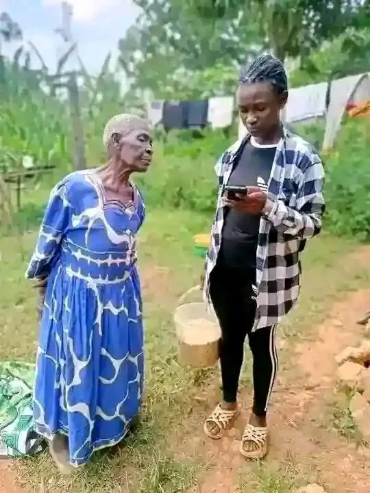 ukifanya settings kwa simu mzazi hukua presha zero na hukua chini yako tu🤣🤣🤣