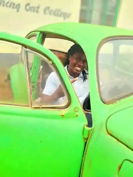 Prisca kam twende lakeside