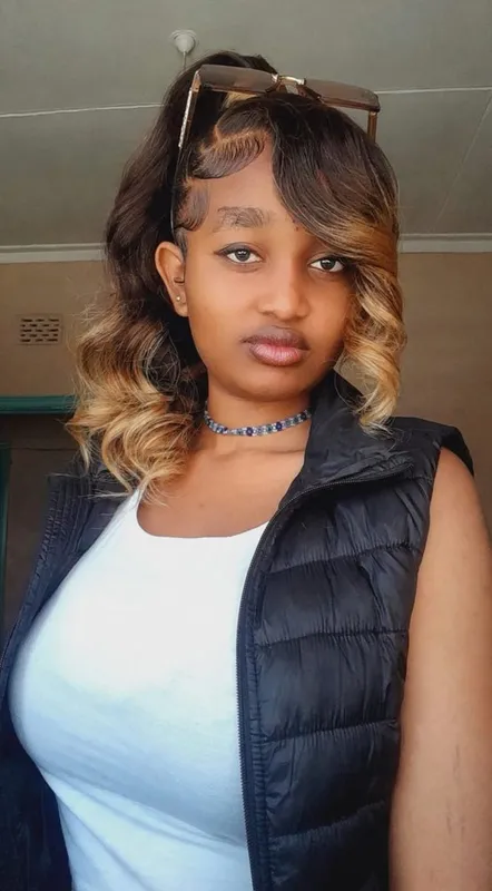 Bibi yangu huyu 🥺