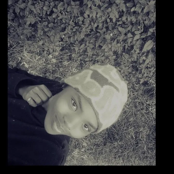 Kwa wenye wana sema mm na thani mm ni doy ziiii mm ni dem