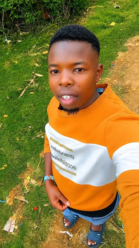 Ngine mwecheche